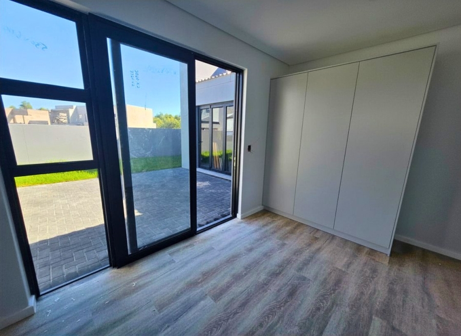 4 Bedroom Property for Sale in Sandown Western Cape